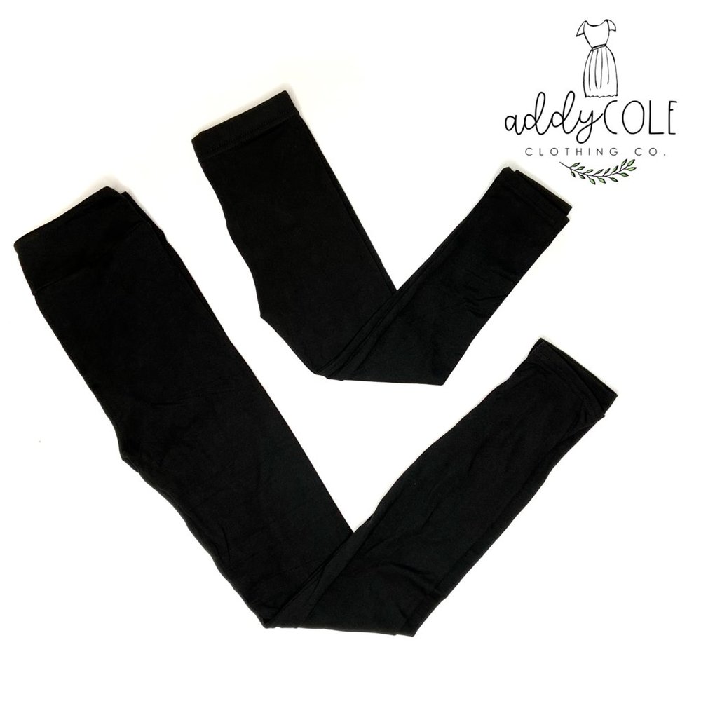 Black leggings with Pockets on both sides